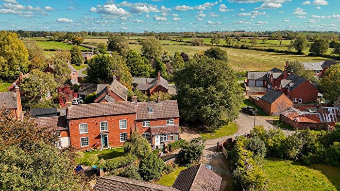 3 Bedroom Cottage For Sale In High Street, Walton, Lutterworth, Leicestershire, LE17