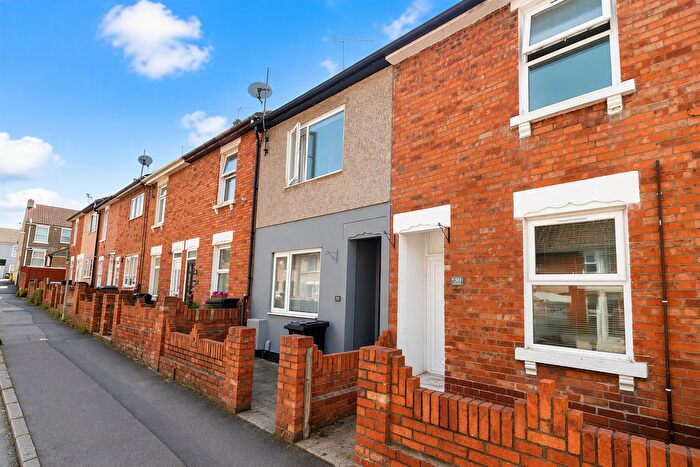 2 Bedroom Property To Rent In Whitehead Street, Swindon, SN1