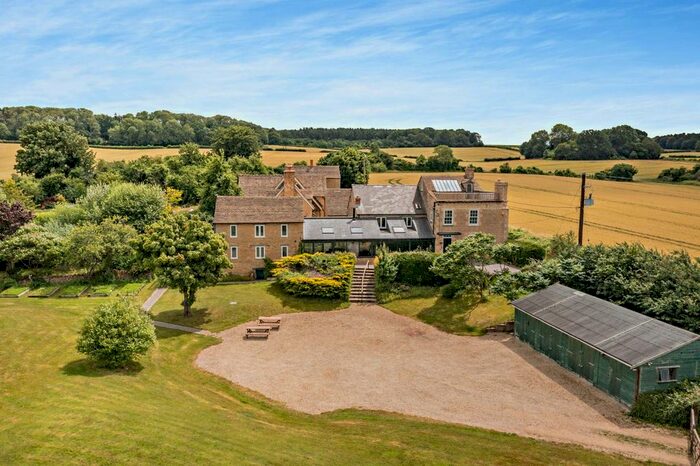 5 Bedroom Detached House For Sale In Chilson Hill, Chilson, Chipping Norton, Oxfordshire, OX7