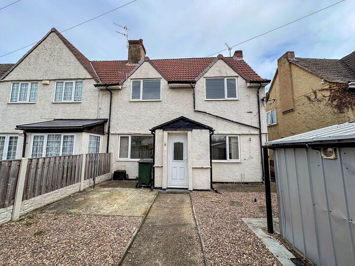 3 Bedroom Terraced House To Rent In The Crescent, Woodlands, Doncaster, DN6