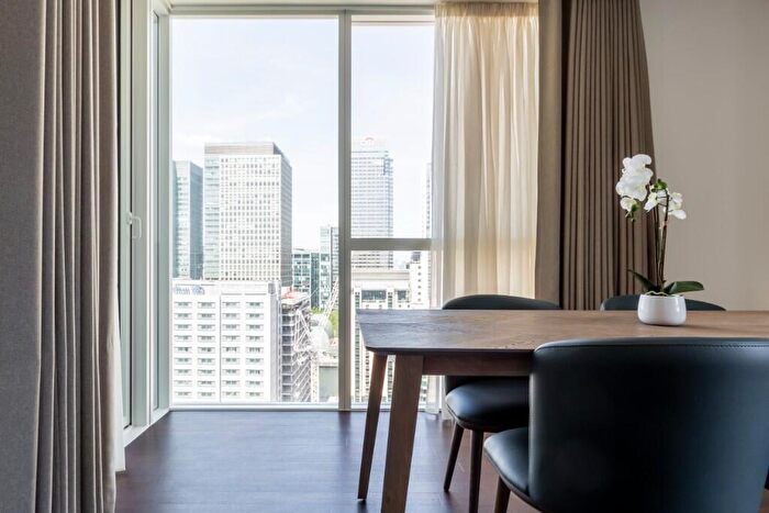 2 Bedroom Apartment To Rent In Harbour Way, London, E14