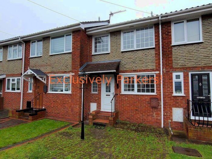 3 Bedroom Terraced House To Rent In Brook Valley, Maybush, SO16