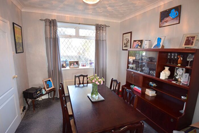 3 Bedroom Semi-Detached House For Sale In West Street, South Kirkby, Pontefract, WF9