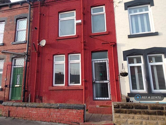 2 Bedroom Terraced House To Rent In Aviary Row, Leeds, LS12