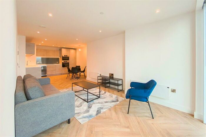 2 Bedroom Apartment To Rent In Elizabeth Tower, M15