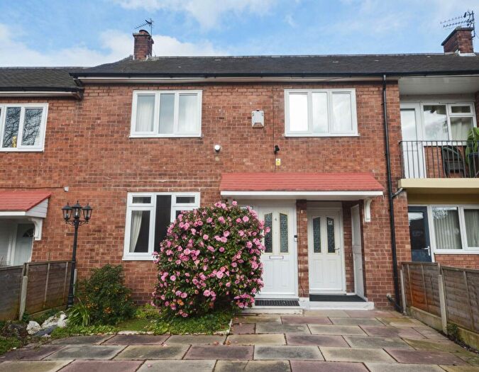 3 Bedroom Terraced House To Rent In Yeardsley Close, Bramhall, SK7