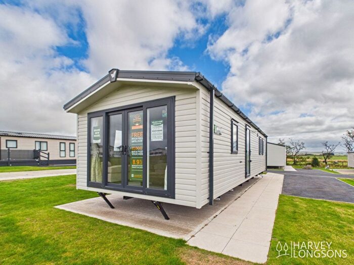 2 Bedroom Park Home For Sale In Tosside, Skipton, BD23
