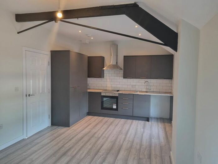 1 Bedroom Flat To Rent In Church Street, Frodsham, WA6