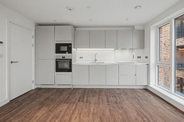 2 Bedroom Flat To Rent In Munda Way, North Oxford, OX2