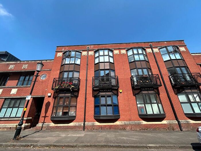 1 Bedroom Apartment To Rent In Kings Court, Jewellery Quarter, B3
