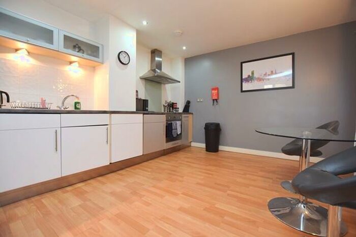 Apartment To Rent In West One Peak, Cavendish Street, S3