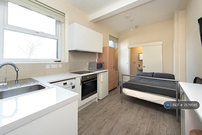 Studio To Rent In Rufford Street, London, N1