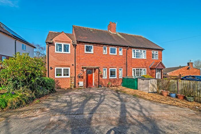 4 Bedroom Semi-Detached House For Sale In Hambletts Hollow, Norley, Frodsham, WA6