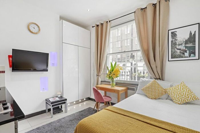 Studio To Rent In Gloucester Place, London, NW1