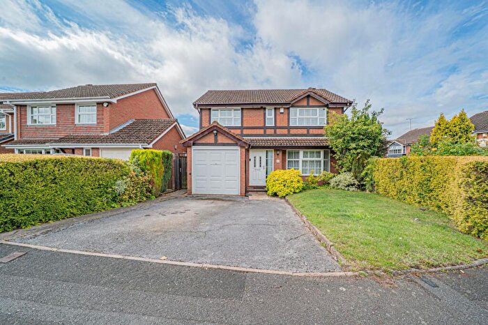 4 Bedroom Detached House For Sale In Winthorpe Drive, Solihull, B91