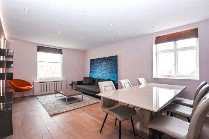 2 Bedroom Flat To Rent In Hamilton Hall, Hamilton Terrace, NW8