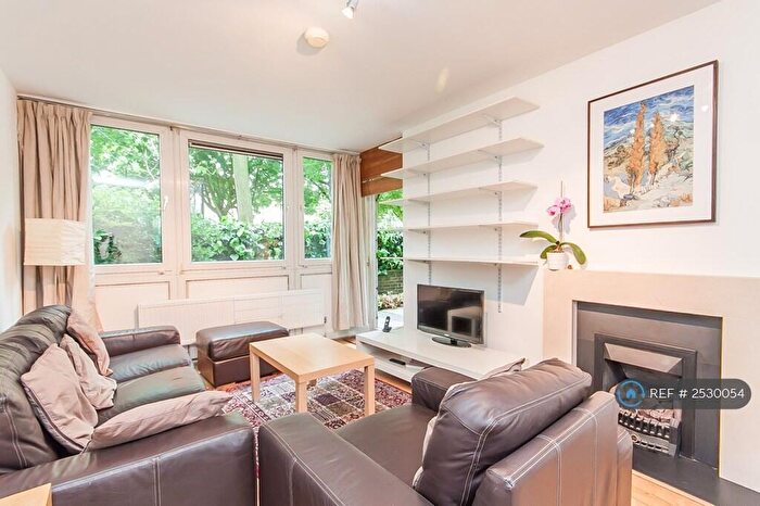 2 Bedroom Flat To Rent In Widnes House, London, N7