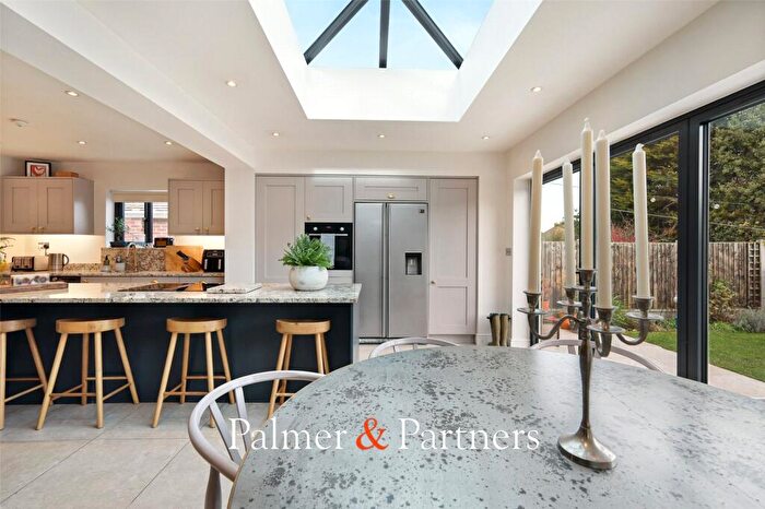 2 Bedroom Bungalow For Sale In Manchester Road, Holland-on-Sea, Clacton-on-Sea, Essex, CO15