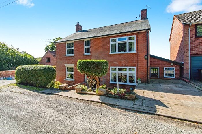 2 Bedroom Semi-detached House For Sale In Rectory Road, Haddiscoe, Norwich, Norfolk, NR14