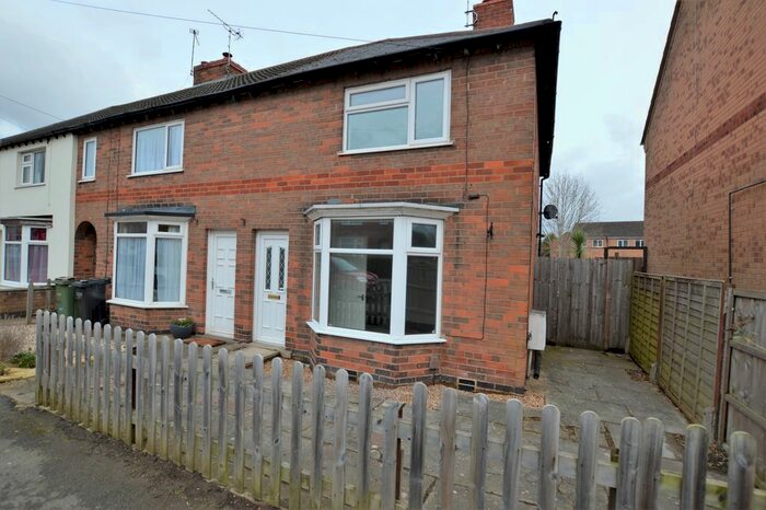 2 Bedroom Town House To Rent In Lansdowne Grove, Wigston, Leicestershire, LE18