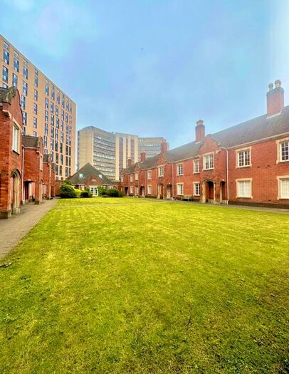 1 Bedroom Flat To Rent In Ladywood Middleway, Birmingham, B16