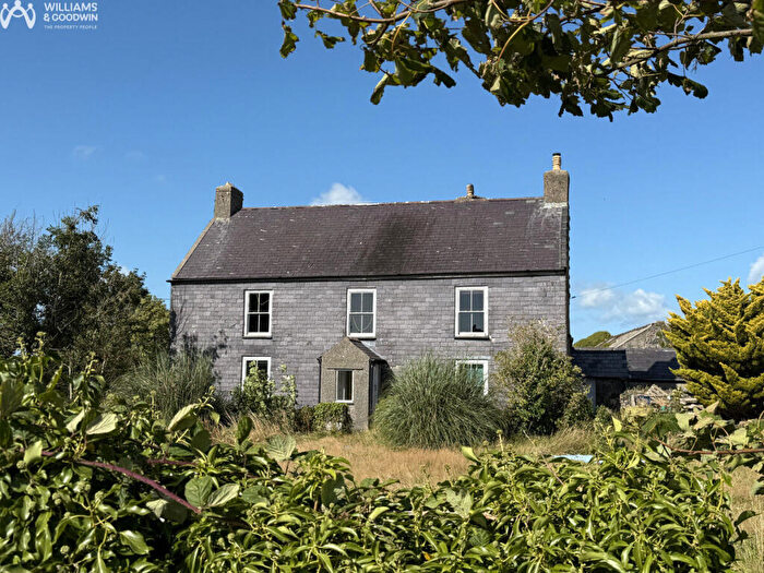 3 Bedroom Character Property For Sale In Lon Ynys Ferw, Gaerwen Anglesey, LL60