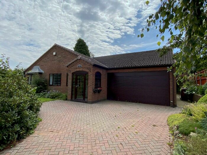 3 Bedroom Detached Bungalow For Sale In Hadley Street, Yoxall, DE13