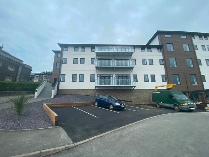 3 Bedroom Flat To Rent In Flat, Brynderw, Stanley Road, Aberystwyth, SY23