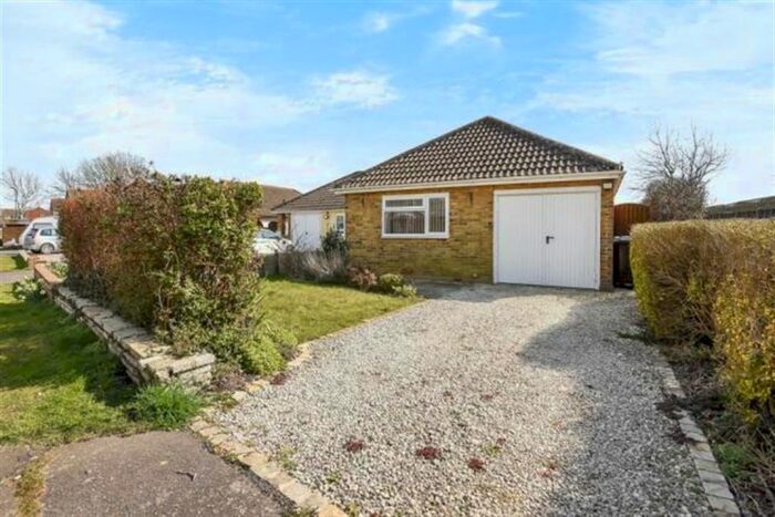 3 Bedroom Bungalow To Rent In Van Gogh Place, Bersted, Bognor Regis, PO22