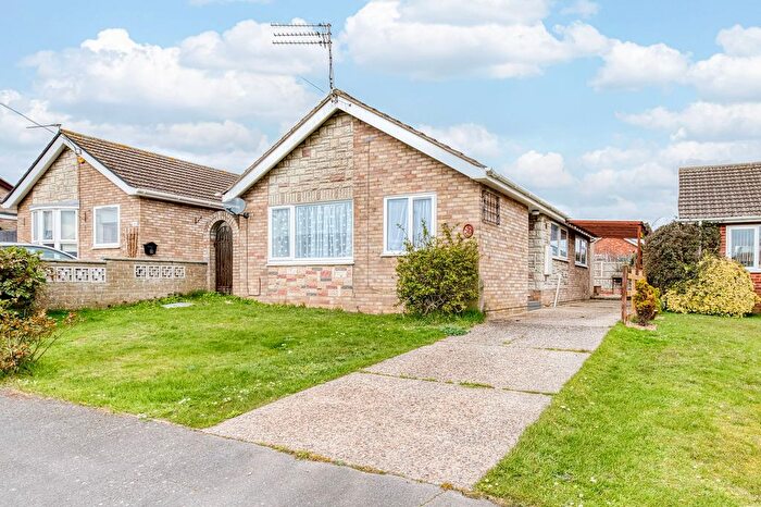 4 Bedroom Detached Bungalow For Sale In Yare Close, Caister-On-Sea, NR30