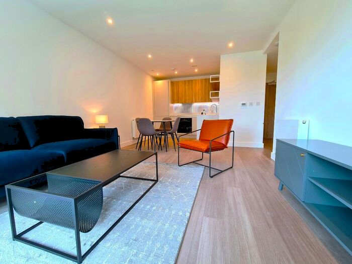 1 Bedroom Apartment To Rent In Flagstaff Road, Reading, Berkshire, RG2