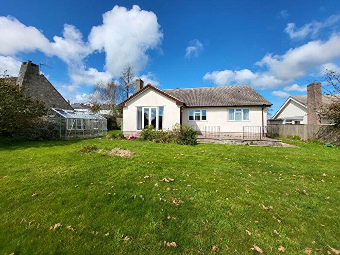 3 Bedroom Detached Bungalow For Sale In Elmwood Gardens, Colyton, Devon, EX24