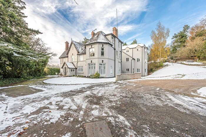 2 Bedroom Flat For Sale In Odnall Lane, Clent, DY9