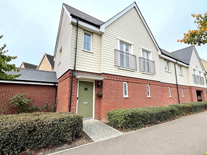 2 Bedroom Maisonette For Sale In Regiment Gate, Springfield, Chelmsford, CM1