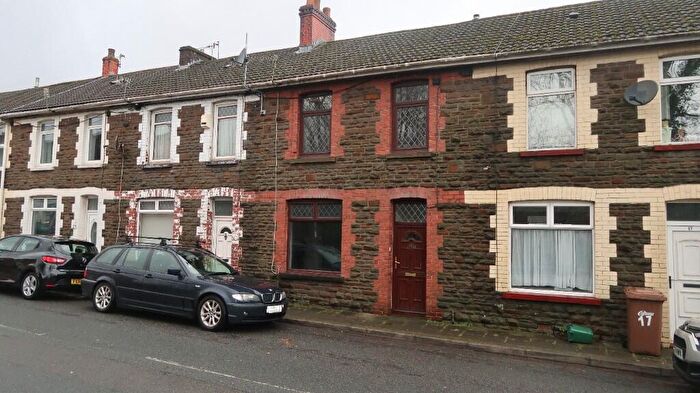 3 Bedroom Terraced House For Sale In Sir Ivor Road, Pontllanfraith, NP12