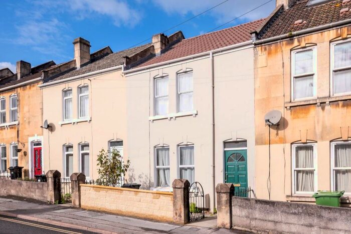 4 Bedroom Terraced House To Rent In Herbert Road, Bath, BA2