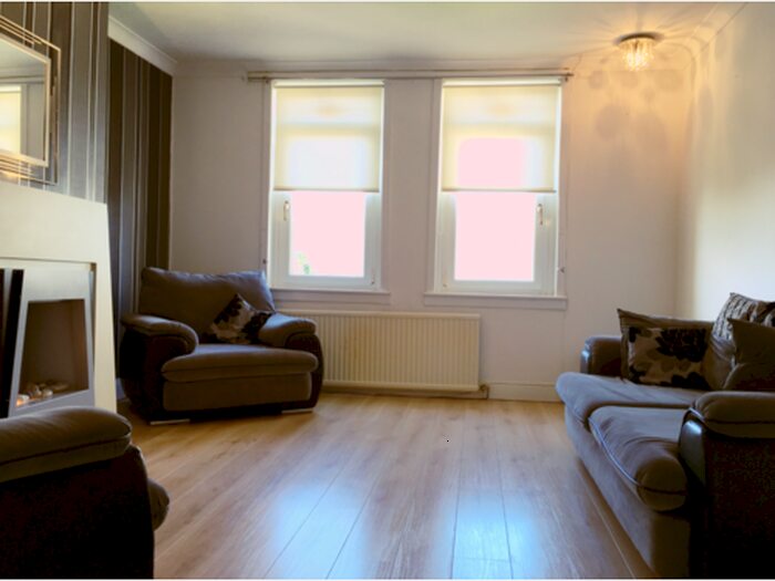 2 Bedroom Flat To Rent In Newbattle Avenue, Calderbank Airdrie, ML6