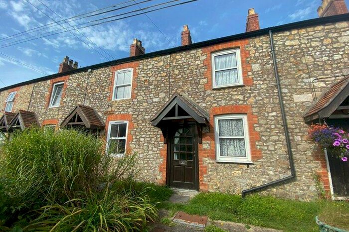 2 Bedroom House To Rent In The Hill, Kilmington, Axminster, EX13
