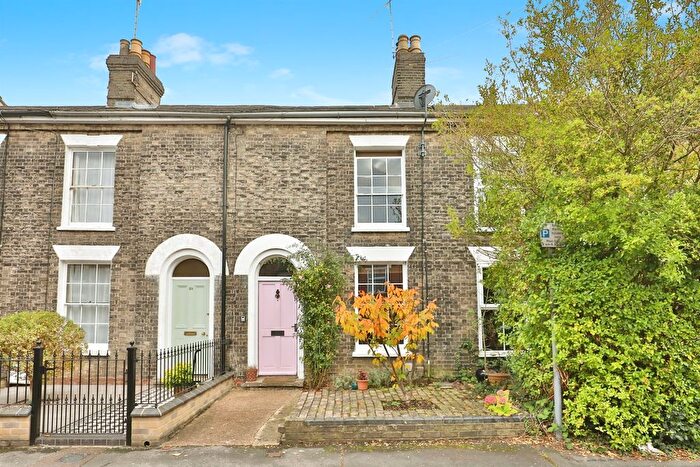 2 Bedroom Terraced House For Sale In Gladstone Street, Norwich, NR2