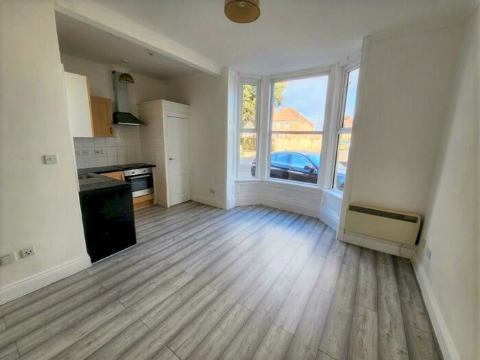 1 Bedroom Ground Flat To Rent In Bury Road, Gosport, PO12