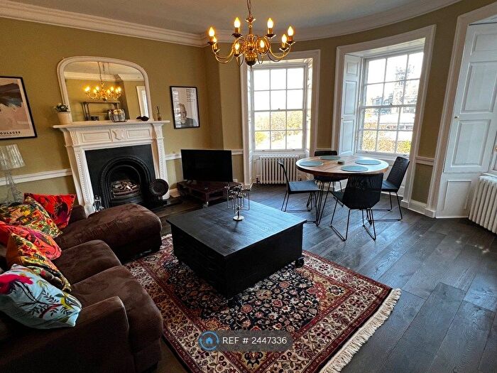 2 Bedroom Flat To Rent In Baxter's Place, Edinburgh, EH1