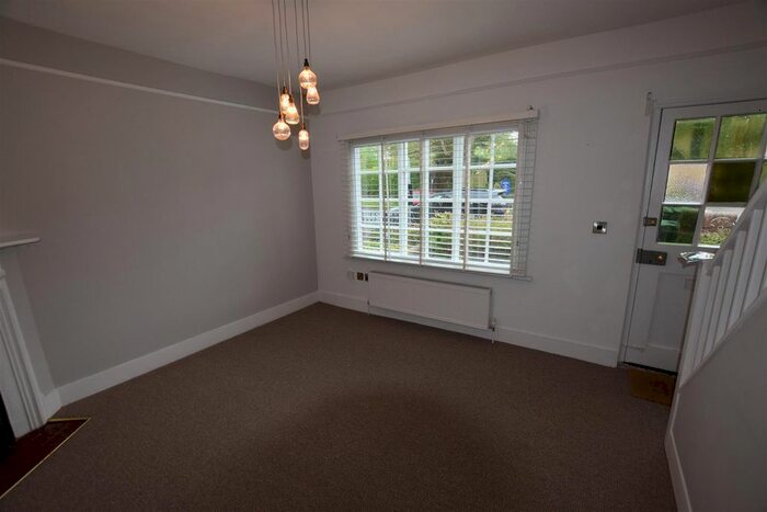 2 Bedroom Cottage To Rent In Goldenfields, High Street, Scalby, Scarborough, YO13
