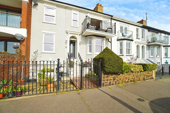4 Bedroom Terraced House For Sale In Eastern Esplanade, Southend-on-sea, SS1