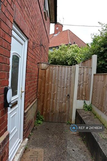 2 Bedroom End Of Terrace House To Rent In Olton Avenue, Beeston, Nottingham, NG9