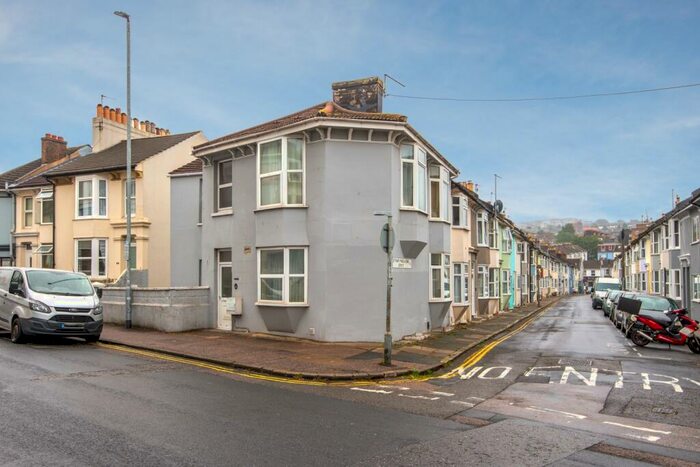 7 Bedroom End Of Terrace House To Rent In Upper Lewes Road, Brighton, East Sussex, BN2