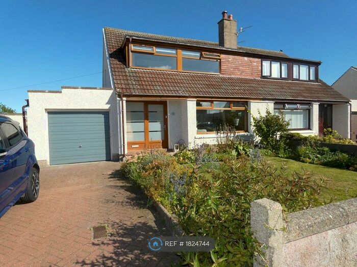 3 Bedroom Semi-Detached House To Rent In Kinmundy Drive, Peterhead, AB42
