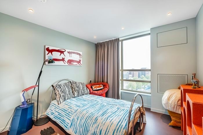 2 Bedroom Flat To Rent In Balfron Tower, St Leonards Road, London, E14