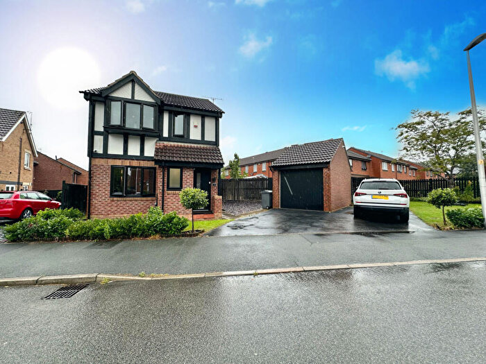 3 Bedroom Detached House For Sale In Plovers Way, Herons Reach, FY3