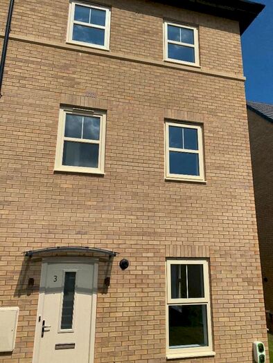 1 Bedroom Town House To Rent In The Hawthorns, Pontefract WF8