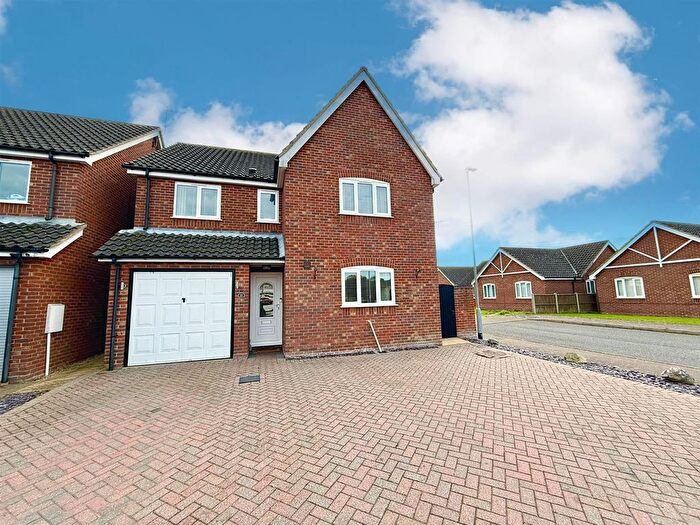 5 Bedroom Detached House For Sale In Grove Road, Martham, NR29